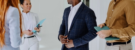 focus group standing in discussion